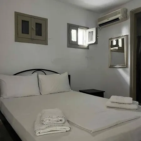 Stoudios Naxos City